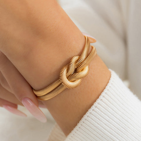 Pulsera Scarlette Sleek Knot