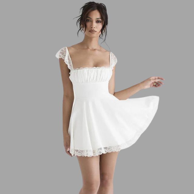 Evelina - Vestido con adornos de encaje y falda vaporosa