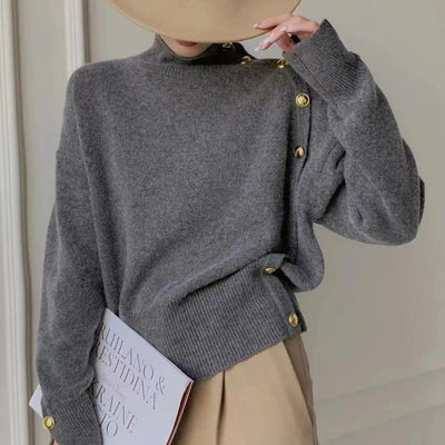 Joena - Jersey de cuello alto con detalle de botones asimétricos