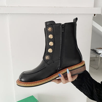 Botines con detalle de botones dorados - Enorie