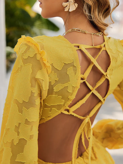 Adalynn - Vestido amarillo con espalda descubierta