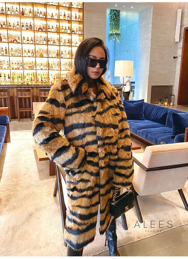 Abrigo largo de mujer efecto piel sintética con estampado animal - Brisa