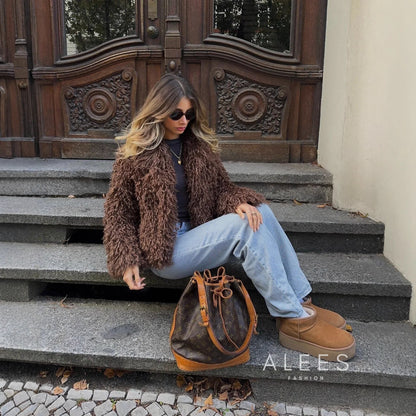Abrigo de mujer fleece con solapa ancha - Daria