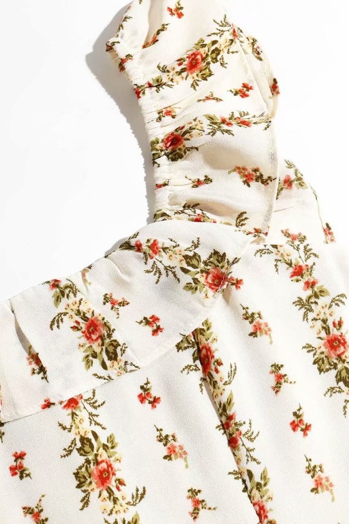 Leni - Vestido midi estampado con abertura y tirantes de volante