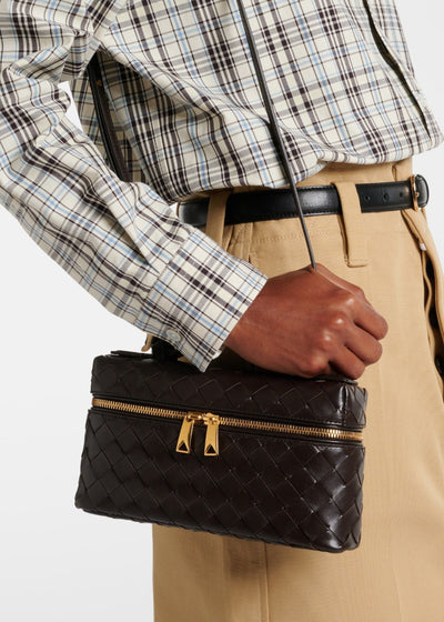 Bolso mujer trenzado negro estructura rígida cremalleras doradas - Valeska