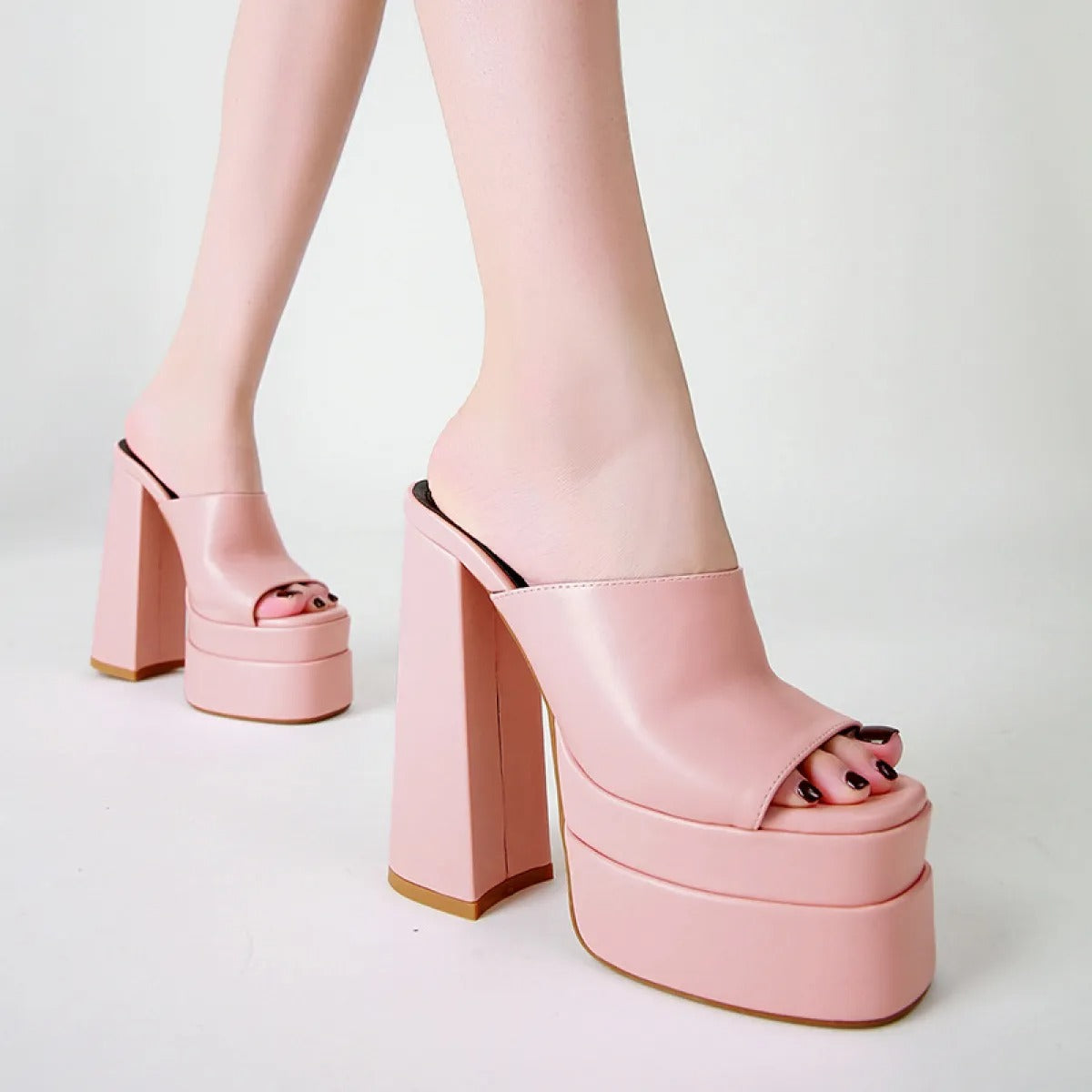 Sandalias para mujer de plataforma satinada con tacón ancho - Valeria