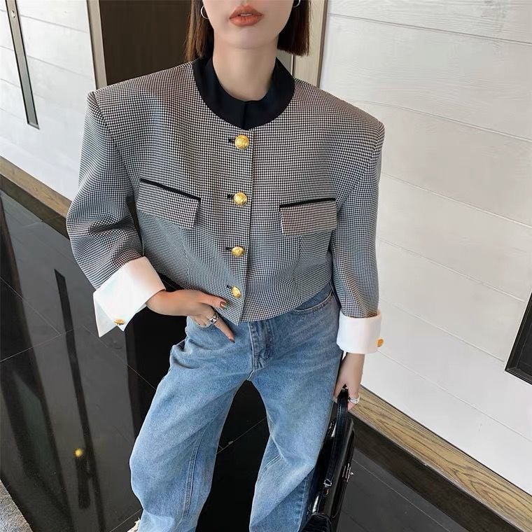 Nadja - Abrigo corto francés de botonadura sencilla para mujer