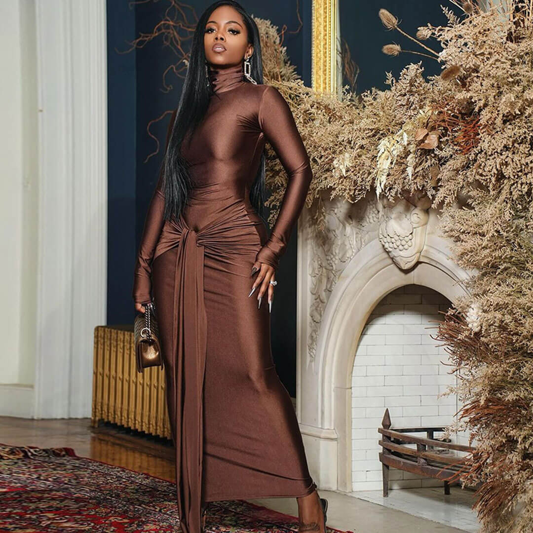 Monet - Maxivestido con cuello alto y mangas largas