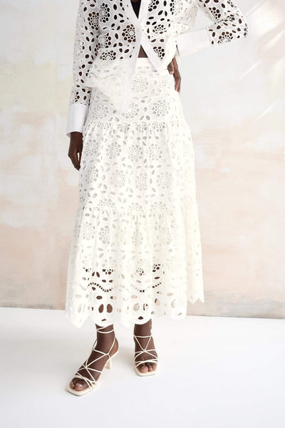 Conjunto de encaje bordado Elza