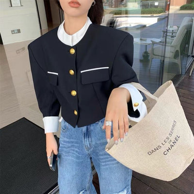 Nadja - Abrigo corto francés de botonadura sencilla para mujer