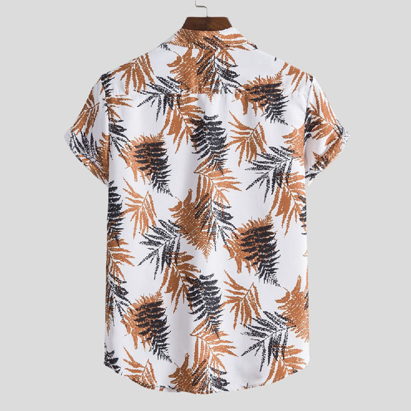Elegante camisa de manga corta para hombre con un fresco diseño floral