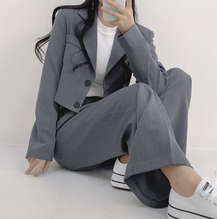 Marlene - Elegante traje de dos piezas para mujer