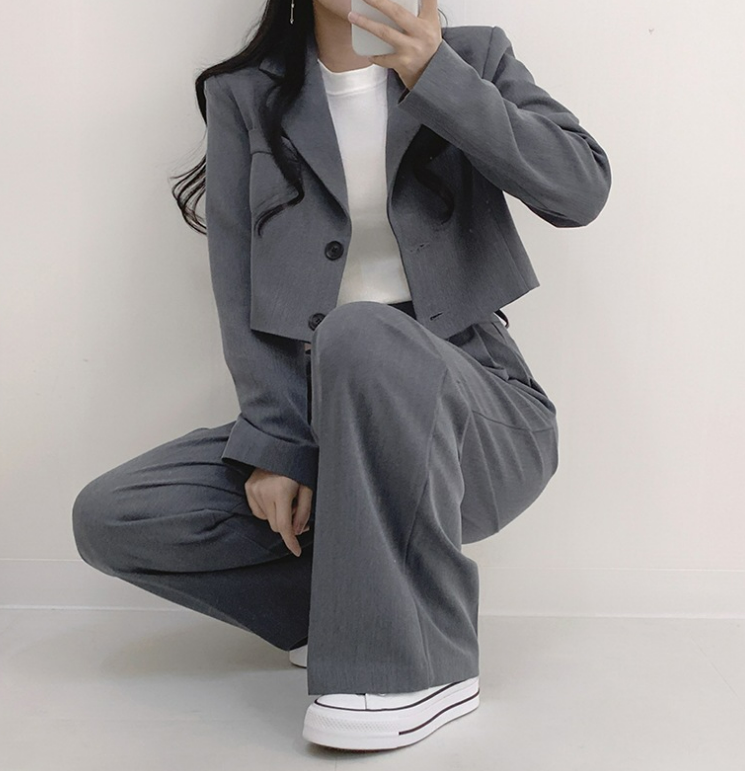 Marlene - Elegante traje de dos piezas para mujer