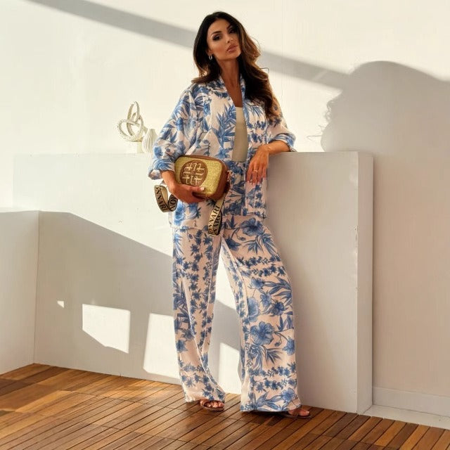 Conjunto de mujer con pantalón recto y camisa estampada floral - Fabienne