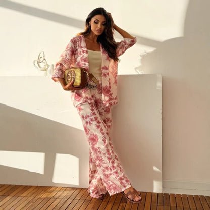 Conjunto de mujer con pantalón recto y camisa estampada floral - Fabienne