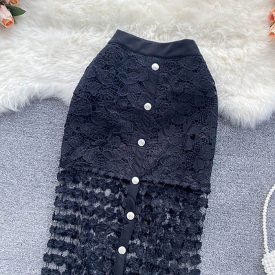 Falda larga para mujer de encaje con detalles florales y botones corte recto - Solène