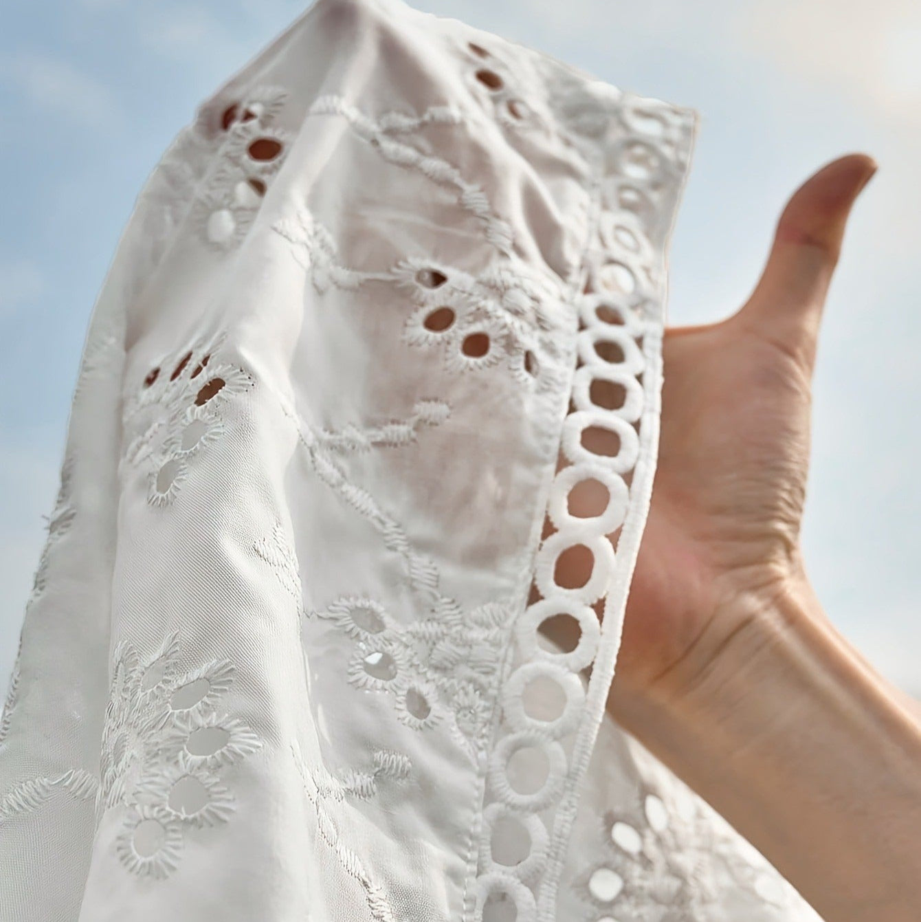 Conjunto para mujer de algodón bordado estilo veraniego sin mangas - Elina