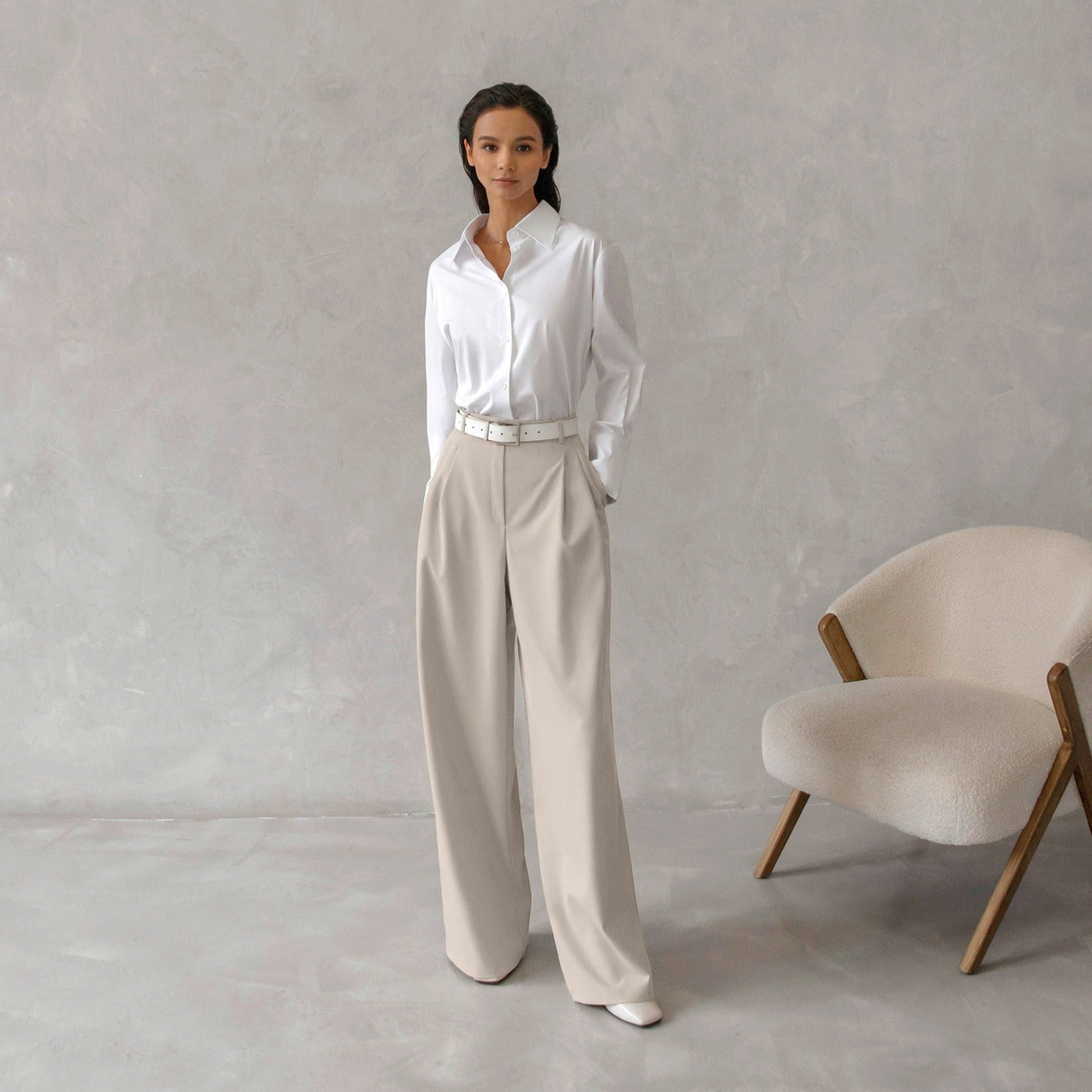 Pantalón para mujer de pierna ancha talle alto estilo sastrero - Renata