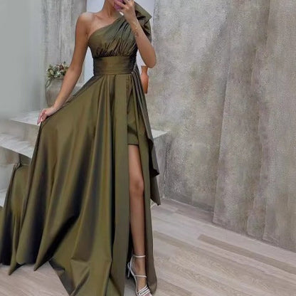 Vestido largo para mujer satinado plisado corte asimétrico - Natalia