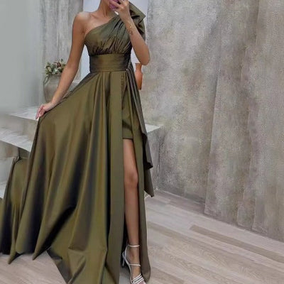 Vestido largo para mujer satinado plisado corte asimétrico - Natalia