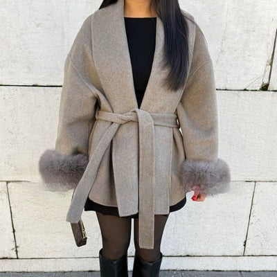 Abrigo mujer lana manga amplia con puños peluche - Carmela