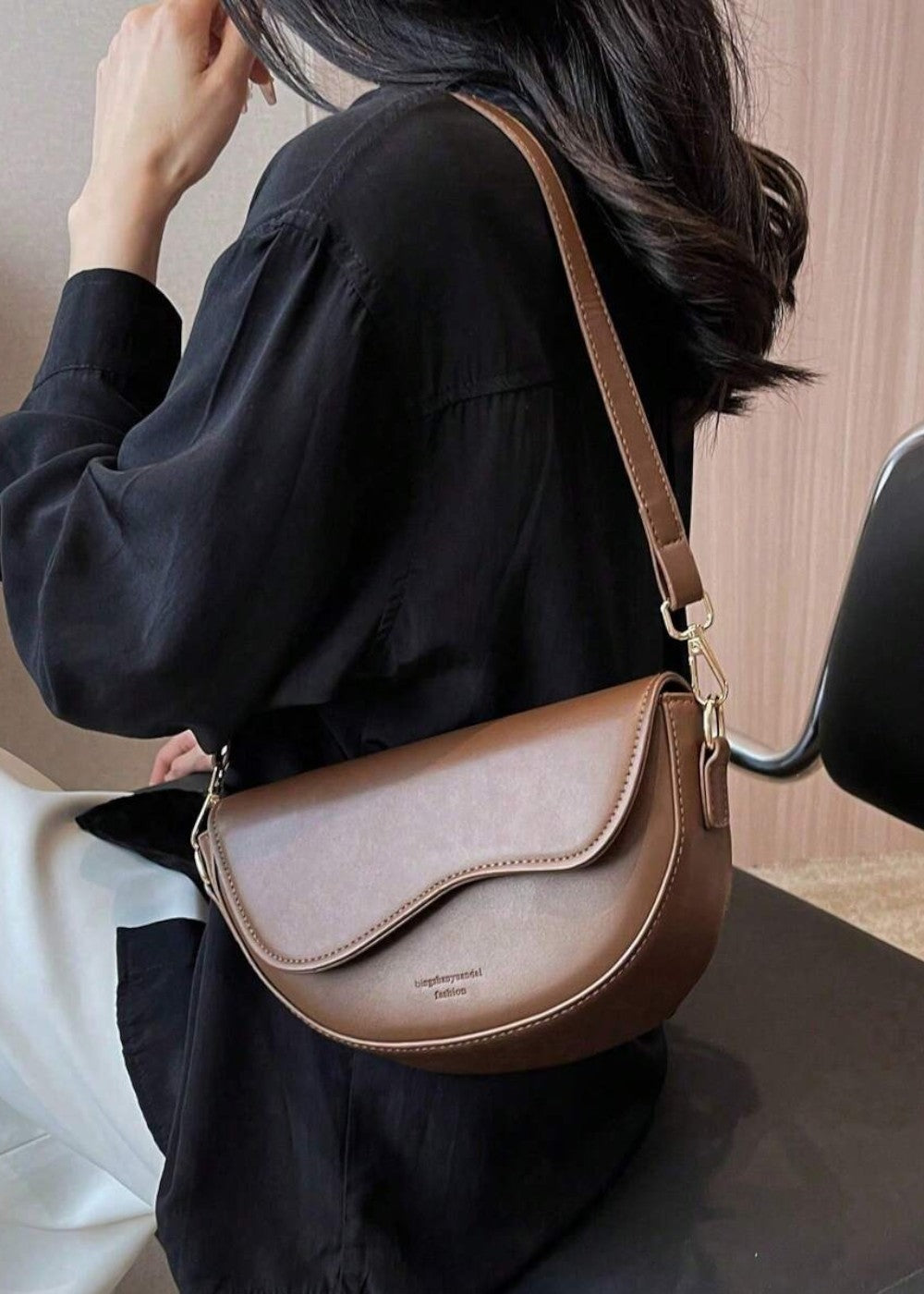 Bolso mujer media luna estilo minimalista - Malibú