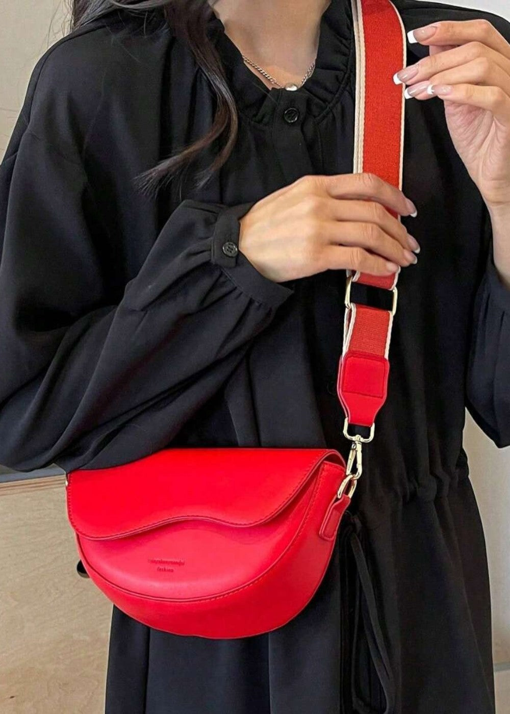 Bolso mujer media luna estilo minimalista - Malibú