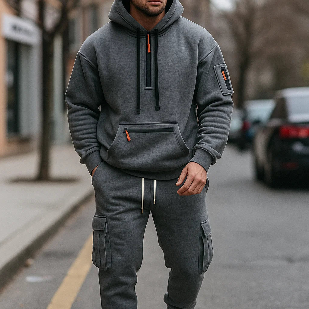 Conjunto para hombre con sudadera y pantalón cargo - Keiran