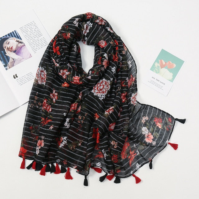 Pañuelo de pashmina con borlas florales