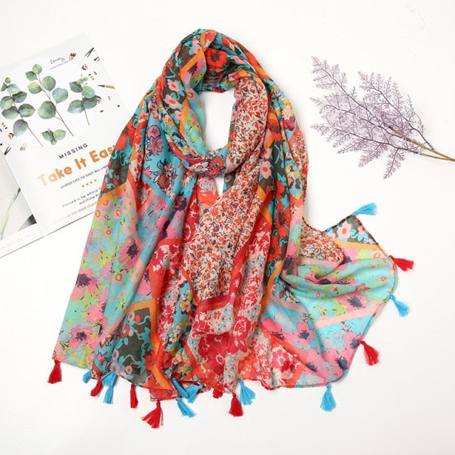 Pañuelo de pashmina con borlas florales