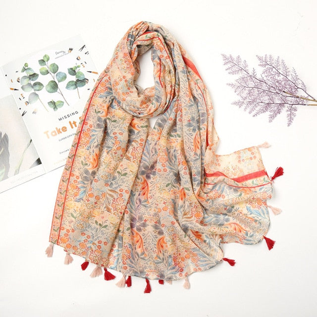 Pañuelo de pashmina con borlas florales