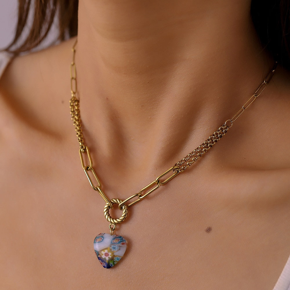 Colgante Flor de Amor de acero inoxidable chapado en oro