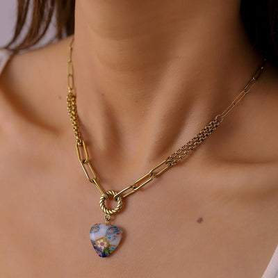 Colgante Flor de Amor de acero inoxidable chapado en oro