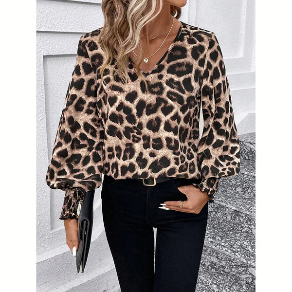 Mandy - Blusa de mujer con mangas largas, corte entallado y estampado de leopardo