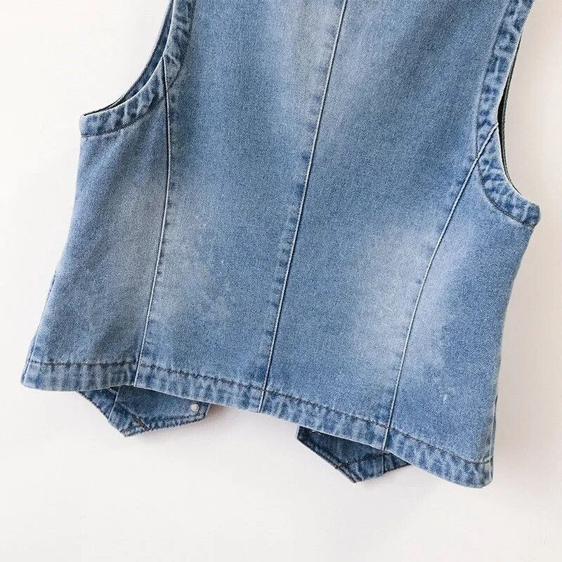 Chaleco de Denim Elegancia Femenina